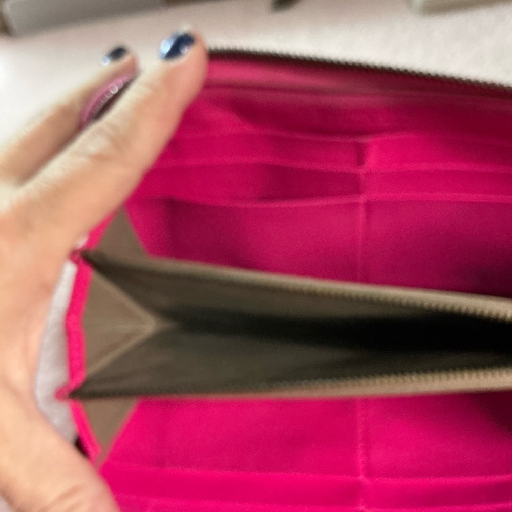 Bottega Veneta Red Intreccitto Zip Wallet - Picture 9 of 14